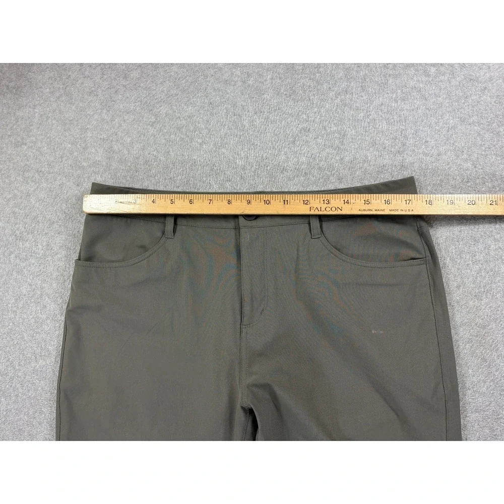 Vuori Meta‎ Athletic Fit Chino Pants (Men's 33x27) Green